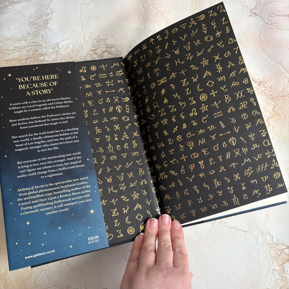 Alchemy of Secrets Hardcover - Stephanie Garber - Picture 3 of 4